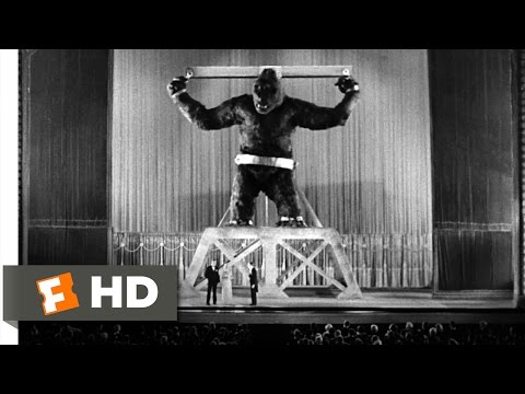 King Kong (1933) – Kong Escapes Scene (7/10) | Movieclips